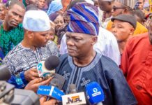 Folarin Commends Massive Turnout of APC Members for Presidential Primaries in Oyo State