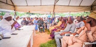 ‘Odidiomo’ Meets Anfaani, Neighbouring Communities’ Residents, Unveils Vision for Oyo South Ahead 2027 Elections