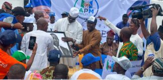 2027: Mass Defections Rock Oyo Politics as Hundreds Join Adekanmbi’s APM
