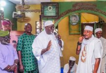 ‘Odidiomo’ Reiterates Commitment to Supporting Religious Activities, Donates N5M to Gbagi Ogunpa Central Mosque