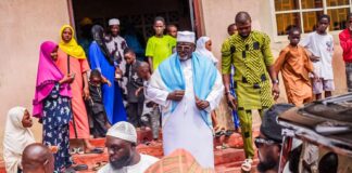 ‘Odidiomo’ Worships with Felele Central Mosque Muslim Faithful, Donates #5M