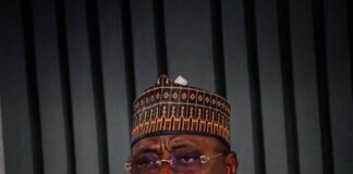 ‘Odidiomo’ Redeems #2M Pledge Support to Eruwa Muslim Community